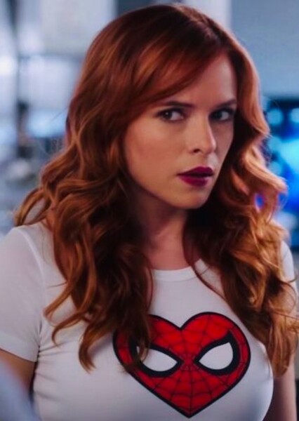 Danielle Panabaker photo