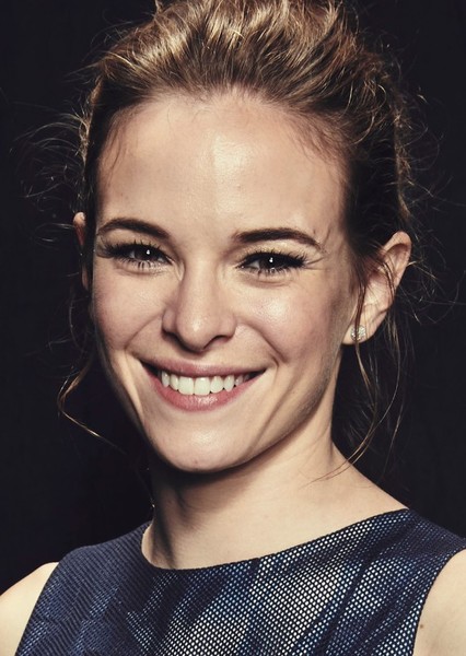 Danielle Panabaker photo