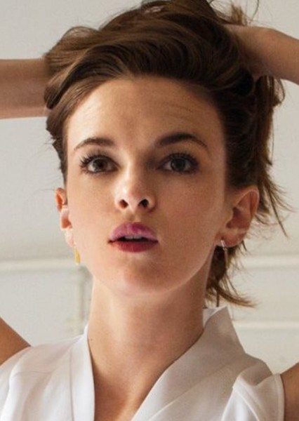 Danielle Panabaker photo