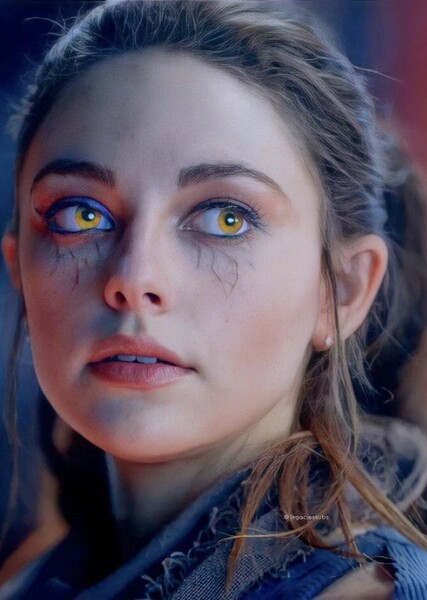 Danielle Rose Russell photo