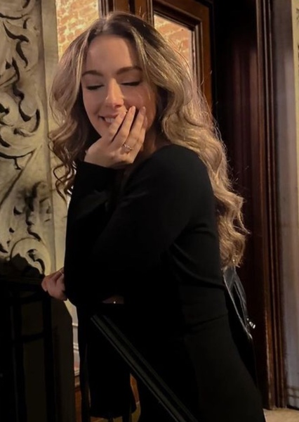 Danielle Rose Russell photo