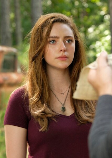 Danielle Rose Russell photo