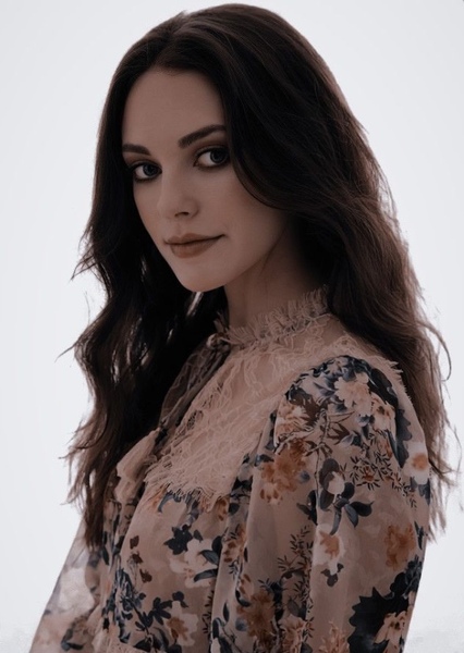 Danielle Rose Russell