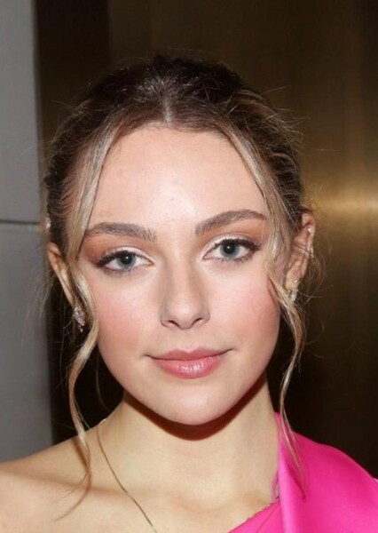 Danielle Rose Russell photo