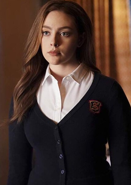 Danielle Rose Russell photo