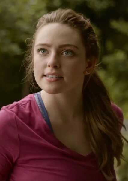 Danielle Rose Russell photo