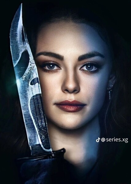 Danielle Rose Russell photo