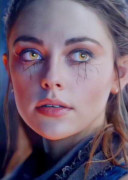 Danielle Rose Russell photo