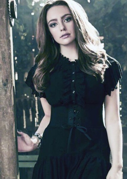 Danielle Rose Russell photo