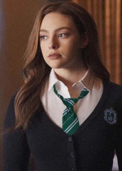 Danielle Rose Russell photo