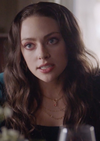Danielle Rose Russell photo