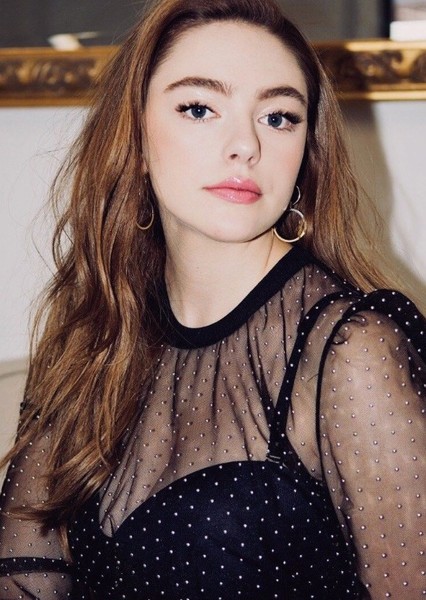 Danielle Rose Russell photo