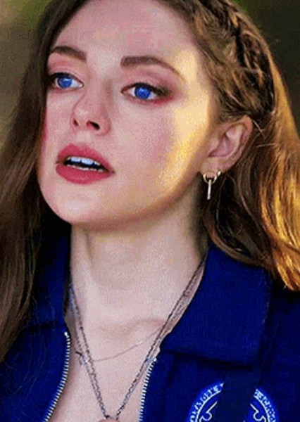 Danielle Rose Russell photo
