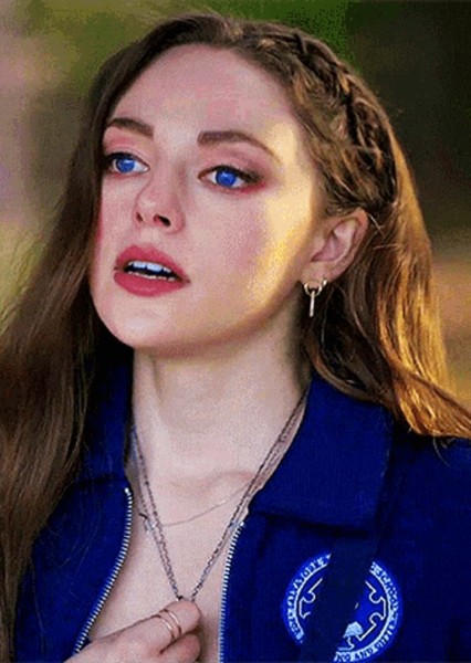 Danielle Rose Russell photo