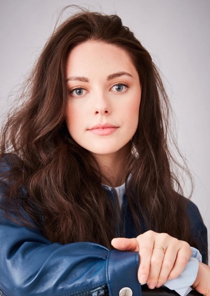 Danielle Rose Russell photo