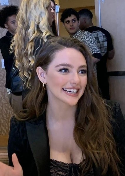 Danielle Rose Russell photo
