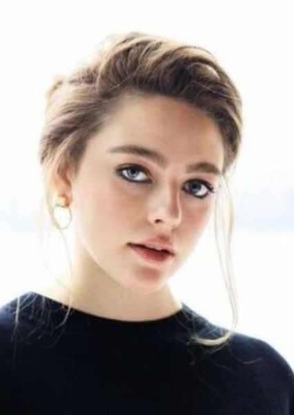 Danielle Rose Russell photo