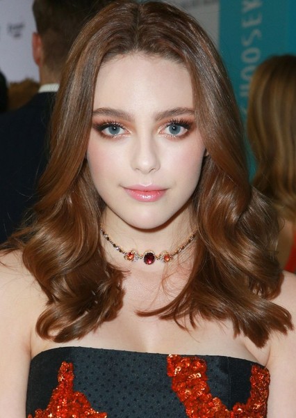 Danielle Rose Russell photo