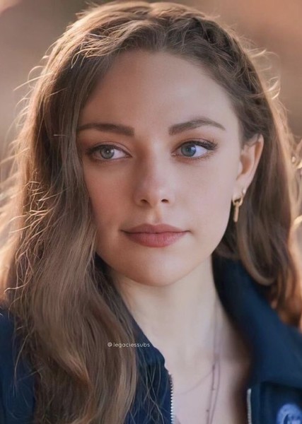 Danielle Rose Russell photo