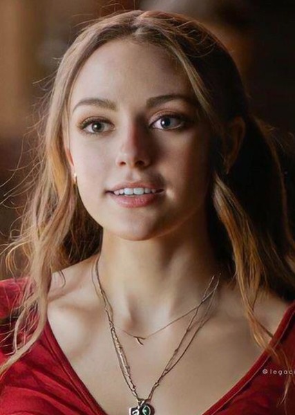 Danielle Rose Russell photo