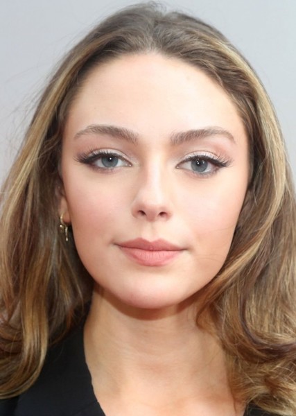 Danielle Rose Russell photo