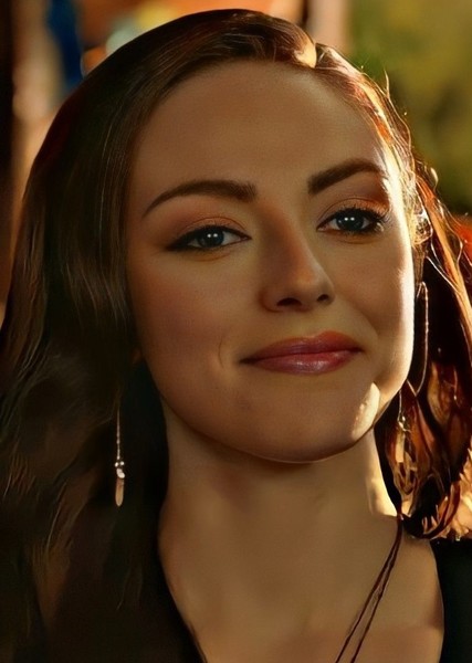 Danielle Rose Russell photo