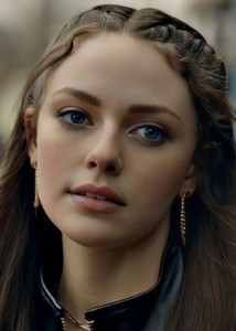 Danielle Rose Russell Photo on myCast - Fan Casting Your Favorite Stories