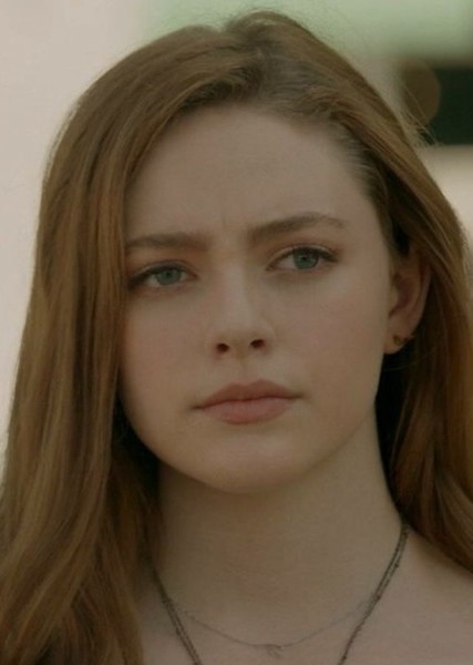Danielle Rose Russell photo