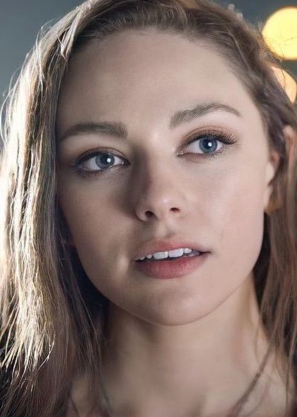 Danielle Rose Russell photo