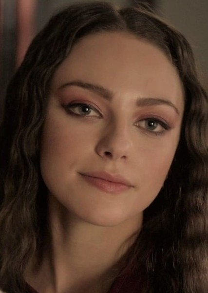 Danielle Rose Russell photo