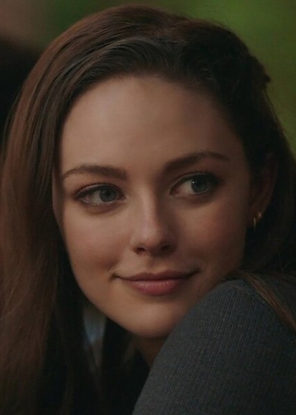 Danielle Rose Russell photo