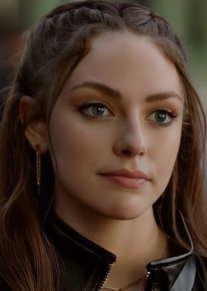 Danielle Rose Russell photo