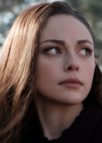 Danielle Rose Russell photo