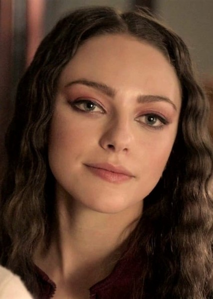 Danielle Rose Russell photo