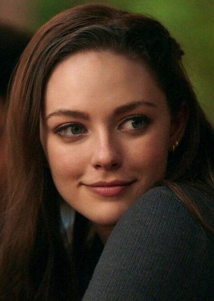 Danielle Rose Russell photo