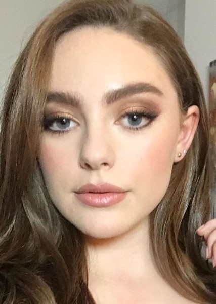 Danielle Rose Russell photo