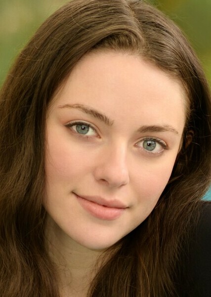 Danielle Rose Russell photo