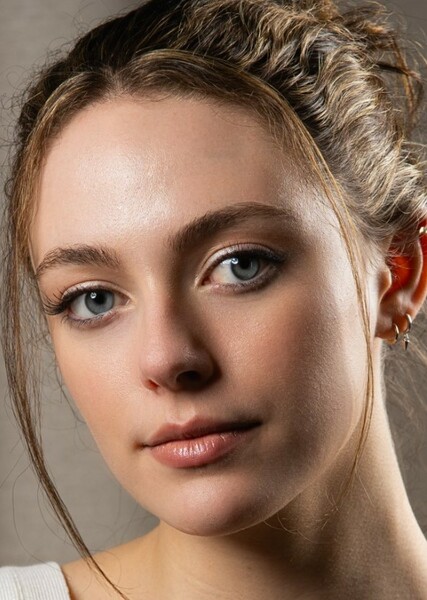 Danielle Rose Russell photo
