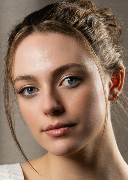 Danielle Rose Russell photo