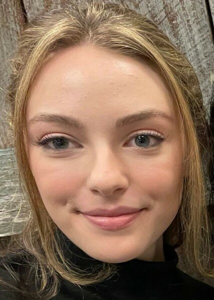 Danielle Rose Russell photo