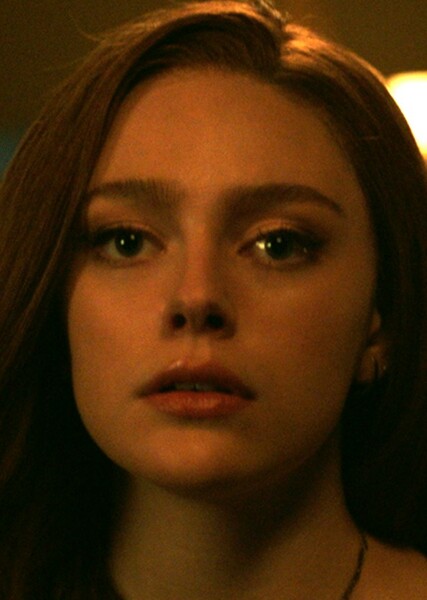 Danielle Rose Russell photo