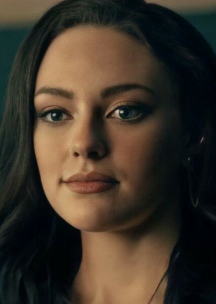 Danielle Rose Russell photo