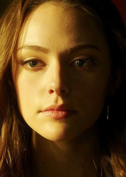 Danielle Rose Russell photo