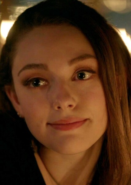 Danielle Rose Russell photo