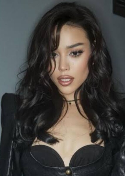 Danna Paola photo