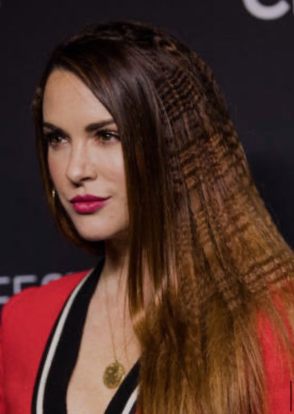 Danneel Ackles photo