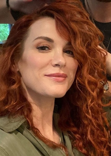 Danneel Ackles photo
