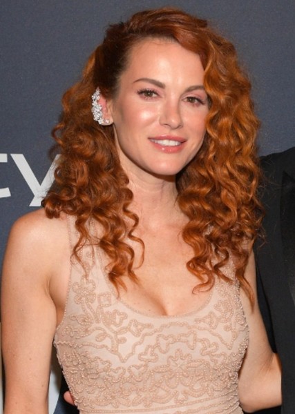 Danneel Ackles photo
