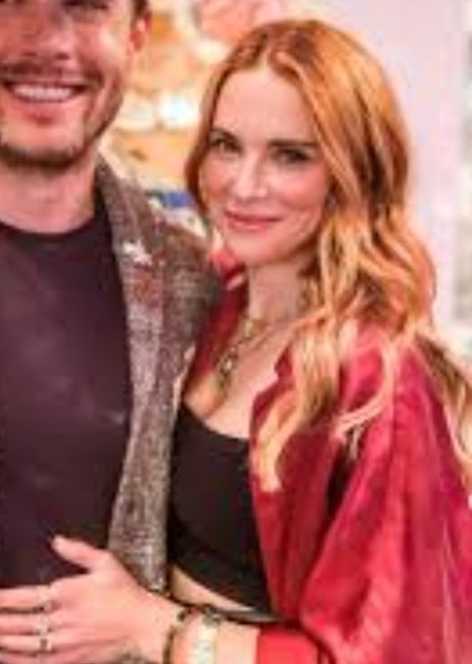 Danneel Ackles photo