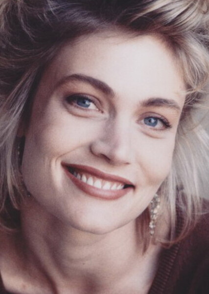 Daphne Ashbrook photo
